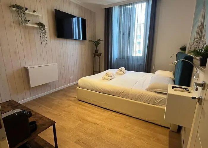 Cavalleggeri Guesthouse, Opposite St Peter'S Basilica Whit Private Rooms Roma